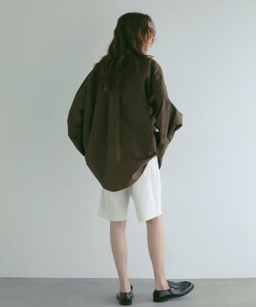 ETRE TOKYO（エトレトウキョウ）の「three dots パウダリーコットンショートパンツ（その他パンツ・レディース・オフホワイト/ベージュ/ネイビー・L/M）」の10枚目の写真