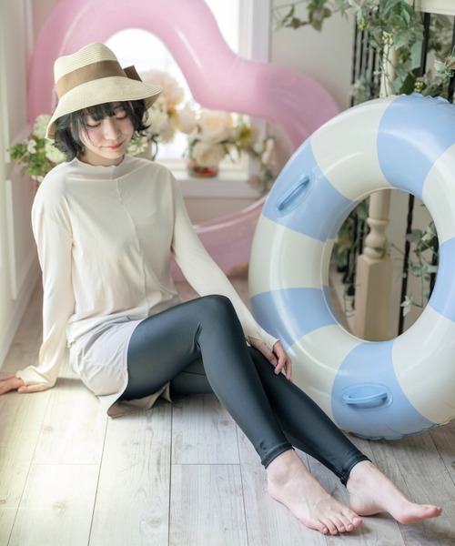Catherine Cottage（キャサリンコテージ）の「レディースリブスイムウェア4点セット[タンクトップ/長袖ラッシュガード/レギンス付きショートパンツ/アンダーショーツ]（水着・レディース・ブラック/ベージュ・XL/M/L）」の7枚目の写真
