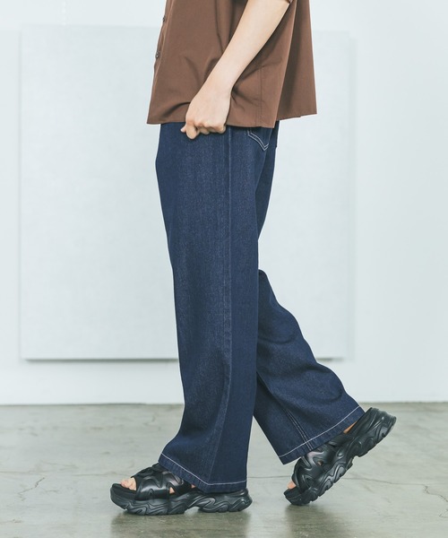 LAKOLE（ラコレ）の「バギーデニムパンツ / 494883（デニムパンツ・メンズ・ブラック/インディゴブルー/ブルー系その他・SMALL/MEDIUM/LARGE）」の3枚目の写真
