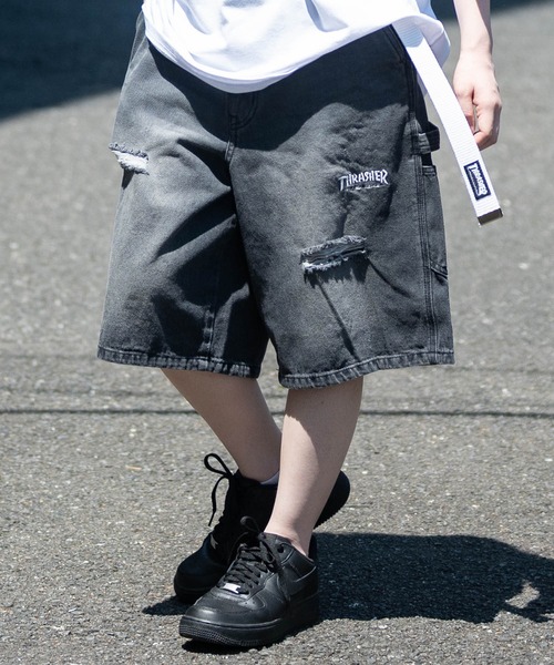 THRASHER（スラッシャー）の「【3】〔THRASHER/スラッシャー〕デニム ペインターワイドハーフパンツ ダメージハーフパンツ（デニムパンツ・メンズ・ブルー系1/ブラック系1/ブラック系3/ブルー系3/ブラック系2/ブルー系2・MEDIUM/LARGE/X-LARGE）」の3枚目の写真