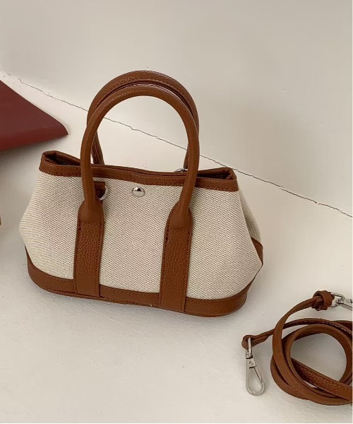 FINEnough(ファインナフ)の「キャンバスミニトート2WAYショルダーバッグ(ショルダーバッグ・レディース・ホワイト/ブラック/ベージュ/ホワイト×ブラック・FREE)」の5枚目の写真