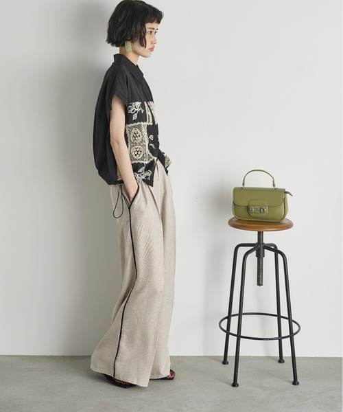 THE YOn(ザヨン)の「パッチワーク刺繍ドロストヘムフレンチスリーブシャツ(シャツ/ブラウス・レディース・ブラック/オフホワイト・FREE)」の12枚目の写真