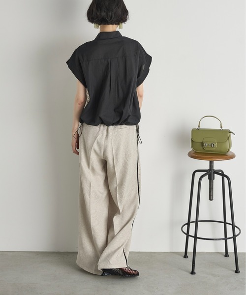 THE YOn(ザヨン)の「パッチワーク刺繍ドロストヘムフレンチスリーブシャツ(シャツ/ブラウス・レディース・ブラック/オフホワイト・FREE)」の11枚目の写真