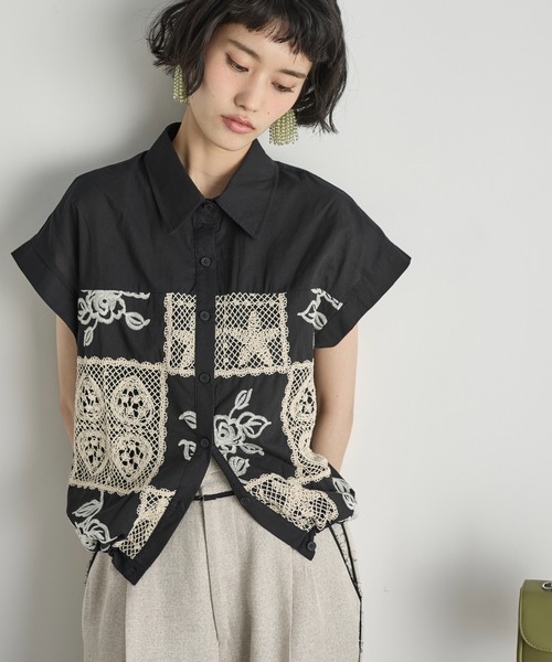 THE YOn(ザヨン)の「パッチワーク刺繍ドロストヘムフレンチスリーブシャツ(シャツ/ブラウス・レディース・ブラック/オフホワイト・FREE)」の22枚目の写真