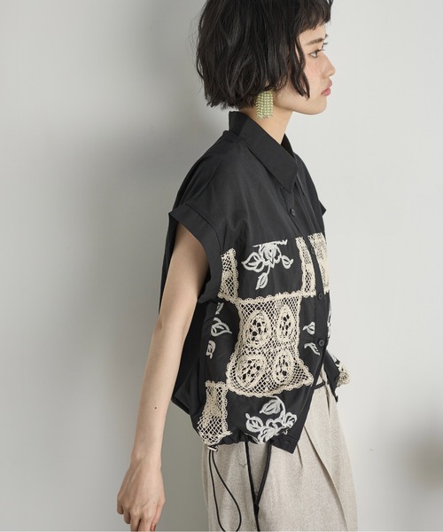 THE YOn(ザヨン)の「パッチワーク刺繍ドロストヘムフレンチスリーブシャツ(シャツ/ブラウス・レディース・ブラック/オフホワイト・FREE)」の20枚目の写真
