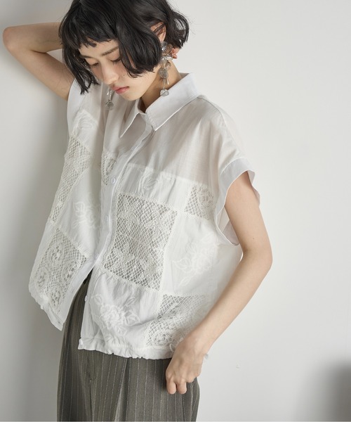 THE YOn(ザヨン)の「パッチワーク刺繍ドロストヘムフレンチスリーブシャツ(シャツ/ブラウス・レディース・ブラック/オフホワイト・FREE)」の5枚目の写真