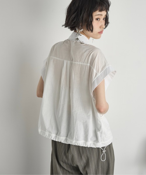 THE YOn(ザヨン)の「パッチワーク刺繍ドロストヘムフレンチスリーブシャツ(シャツ/ブラウス・レディース・ブラック/オフホワイト・FREE)」の4枚目の写真