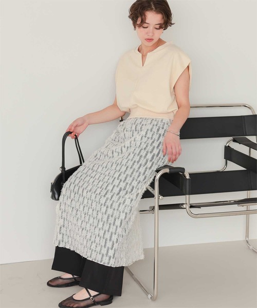 titivate(ティティベイト)の「キーネックカットソーコンパクトトップス(Tシャツ/カットソー・レディース・アイボリー/ブラウン/オートミール・L/M/S)」の7枚目の写真