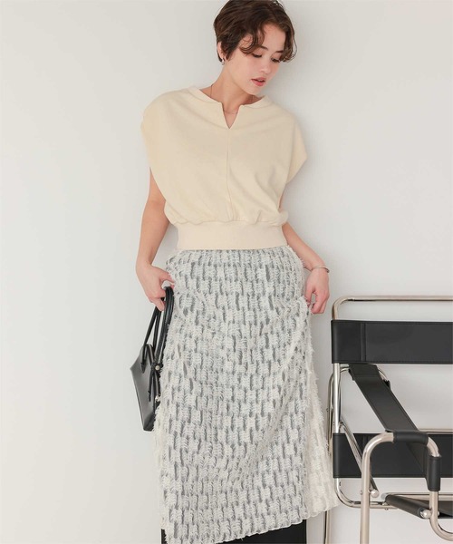 titivate(ティティベイト)の「キーネックカットソーコンパクトトップス(Tシャツ/カットソー・レディース・アイボリー/ブラウン/オートミール・L/M/S)」の9枚目の写真