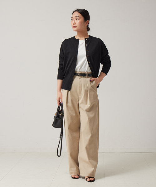 journal standard L'essage（ジャーナルスタンダードレサージュ）の「cashfeelクルーネックカーディガン（カーディガン/ボレロ・レディース・グレー/ブラック/キャメル/レッド・FREE）」の5枚目の写真