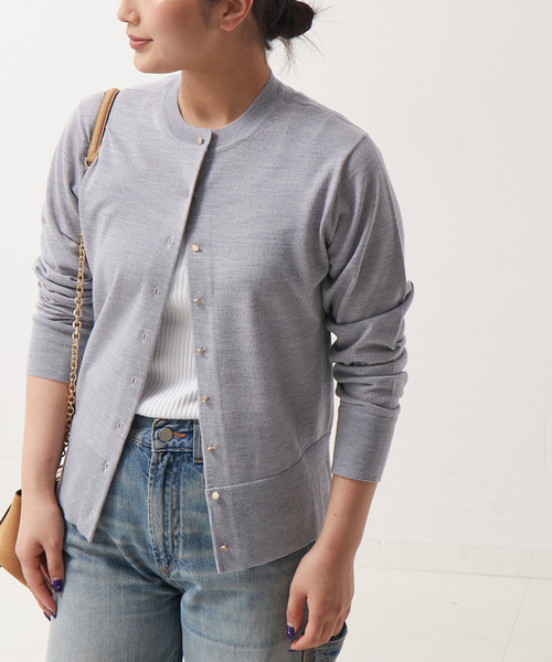 journal standard L'essage（ジャーナルスタンダードレサージュ）の「cashfeelクルーネックカーディガン（カーディガン/ボレロ・レディース・グレー/ブラック/キャメル/レッド・FREE）」の17枚目の写真