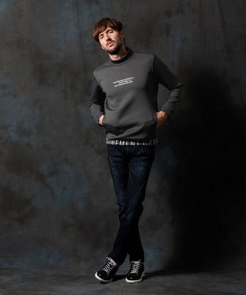 HIDEAWAYS NICOLE(ハイダウェイニコル)の「ロゴダンボールモックネックプルオーバー(Tシャツ/カットソー・メンズ・ブルー/チャコールグレー/オフホワイト/ブラック・X-LARGE/LARGE/MEDIUM)」の16枚目の写真