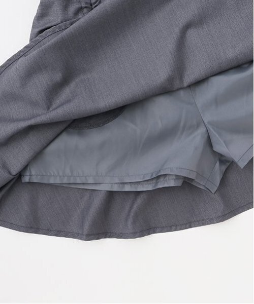by LOVEiT（バイラビット）の「【Cuugal8月号掲載】ドロストフリルスカート（スカート・キッズ・アイボリー/エメラルド/チャコール・150cm/160cm/120cm/130cm/140cm）」の14枚目の写真