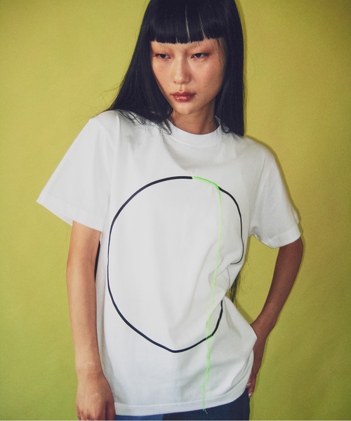 MONDEWORK(モンドワーク)の「neon stitch T shirts(Tシャツ/カットソー・レディース・ホワイト/ブラック・M/S)」の1枚目の写真