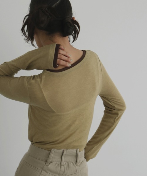 hellam（へラム）の「配色ヘンリーネックシアートップス（Tシャツ/カットソー・レディース・マスタード/ブラウン/アイボリー/ブラック/杢グレー・FREE）」の5枚目の写真