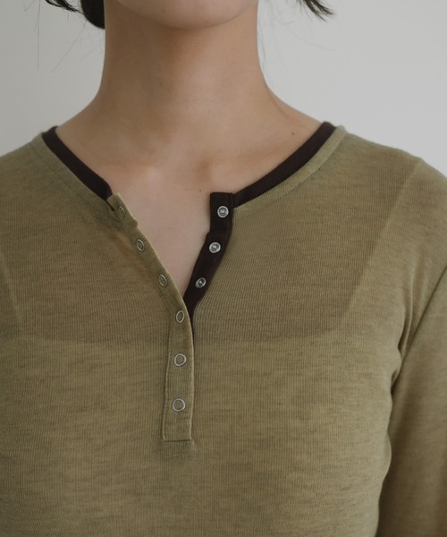hellam（へラム）の「配色ヘンリーネックシアートップス（Tシャツ/カットソー・レディース・マスタード/ブラウン/アイボリー/ブラック/杢グレー・FREE）」の11枚目の写真