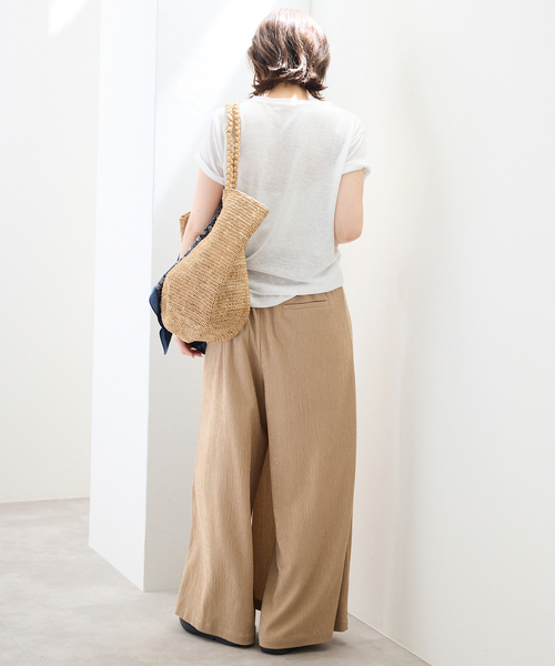 SLOBE IENA（スローブイエナ）の「《追加2》スラブ5分袖TEE（Tシャツ/カットソー・レディース・ネイビー/ベージュ/スカイブルー/ホワイト・FREE）」の13枚目の写真