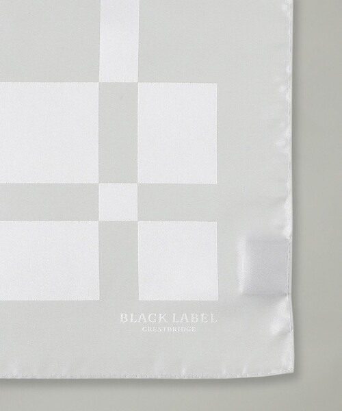 BLACK LABEL CRESTBRIDGE(ブラックレーベル・クレストブリッジ)の「ジャカードクレストブリッジチェックチーフ(ポケットチーフ・メンズ・ホワイト系その他・FREE)」の2枚目の写真