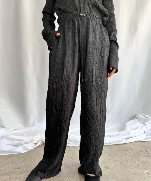 G.V.G.V.（ジーヴィージーヴィー）の「WRINKLE SATIN PANTS（その他パンツ・レディース・セージグリーン/ブラック・36/38）」の2枚目の写真