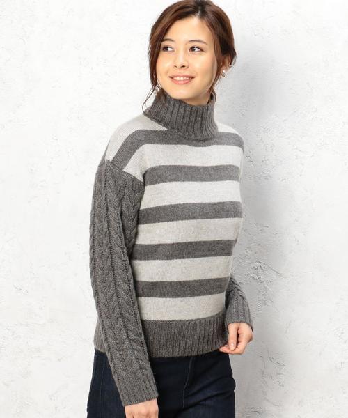 green label relaxing(グリーンレーベルリラクシング)の「CF ソデケーブル Hi/N BOR プルオーバー ニット◆(ニット/セーター・レディース・グレー/ネイビー・FREE)」の1枚目の写真