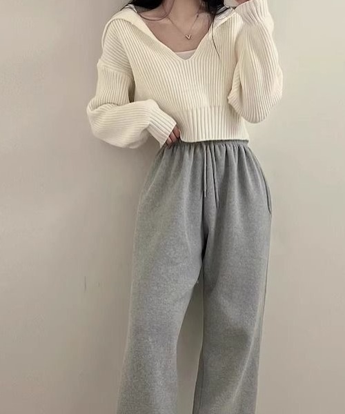 MONO8(モノハチ)の「オフショル風クロップドリブニット/着回し万能カラバリ4色(セットアップ・レディース・ブラック/モカ/グレー/アイボリー・M)」の12枚目の写真