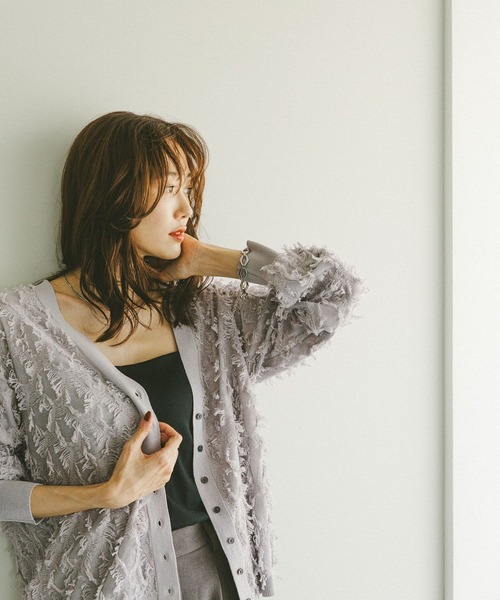 GLOBAL WORK（グローバルワーク）の「シアーフリンジカーディガン長袖/577731（カーディガン/ボレロ・レディース・ブラック/アイボリー/ピンク/ライトグレー・LARGE/MEDIUM）」の3枚目の写真