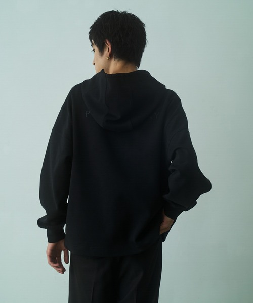 PHILTHEORY（フィルセオリー）の「Cross neck cargo Parka / クロスネックカーゴパーカー（パーカー・メンズ・グレー/ブラック・1/3/2）」の9枚目の写真