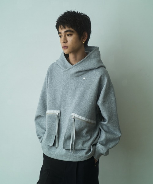 PHILTHEORY（フィルセオリー）の「Cross neck cargo Parka / クロスネックカーゴパーカー（パーカー・メンズ・グレー/ブラック・1/3/2）」の16枚目の写真