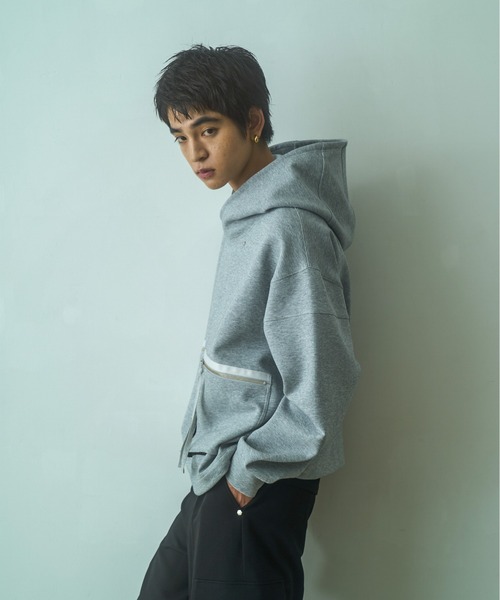 PHILTHEORY（フィルセオリー）の「Cross neck cargo Parka / クロスネックカーゴパーカー（パーカー・メンズ・グレー/ブラック・1/3/2）」の17枚目の写真