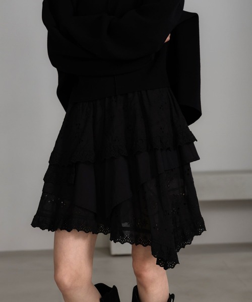 LOWRYS FARM(ローリーズファーム)の「レースティアードミニスカート 581827(スカート・レディース・ブラック/オフホワイト・FREE)」の1枚目の写真