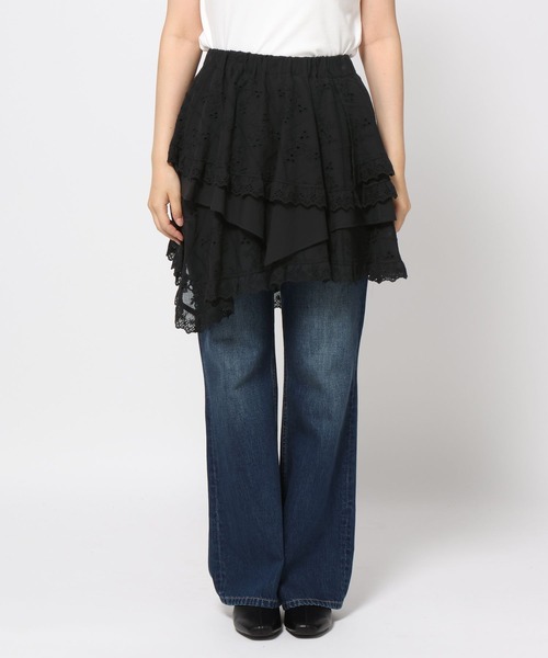 LOWRYS FARM(ローリーズファーム)の「レースティアードミニスカート 581827(スカート・レディース・ブラック/オフホワイト・FREE)」の5枚目の写真