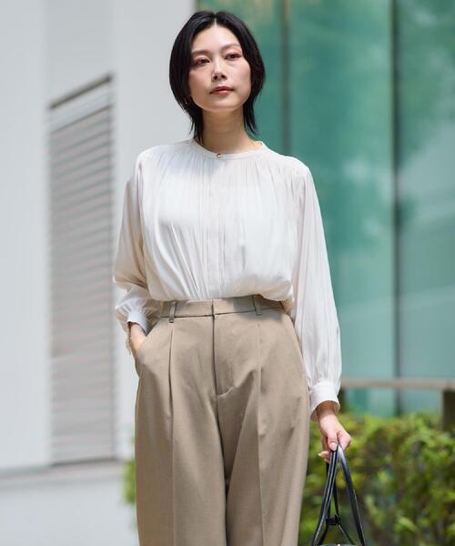 THE SHOP TK （ザ ショップ ティーケー ）の「ヴィンテージサテンギャザーシャツ（シャツ/ブラウス・レディース・オレンジ/スミクロ/アイボリー・13/12）」の5枚目の写真