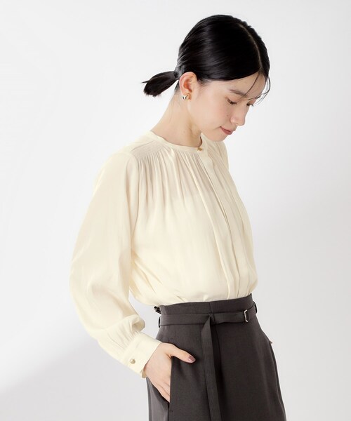 THE SHOP TK （ザ ショップ ティーケー ）の「ヴィンテージサテンギャザーシャツ（シャツ/ブラウス・レディース・オレンジ/スミクロ/アイボリー・13/12）」の7枚目の写真