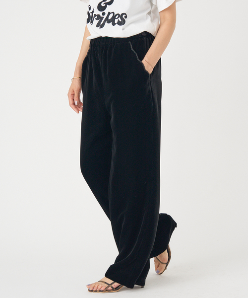 IENA(イエナ)の「スカラップドベルベットパンツ(その他パンツ・レディース・ブラック・38/36)」の6枚目の写真