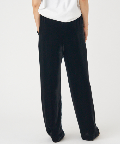 IENA(イエナ)の「スカラップドベルベットパンツ(その他パンツ・レディース・ブラック・38/36)」の7枚目の写真