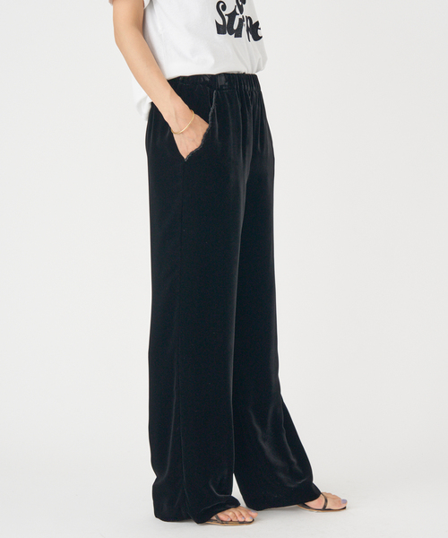 IENA(イエナ)の「スカラップドベルベットパンツ(その他パンツ・レディース・ブラック・38/36)」の8枚目の写真