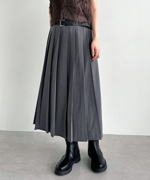 archives(アルシーヴ)の「ベルトプリーツスカート(スカート・レディース・モカ/ブラック/グレー・MEDIUM)」の22枚目の写真