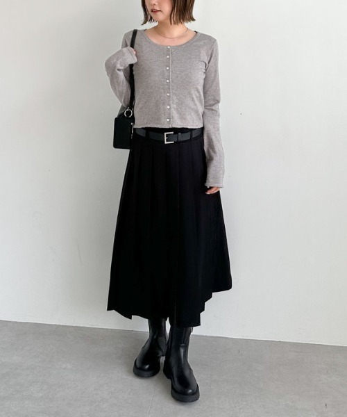 archives(アルシーヴ)の「ベルトプリーツスカート(スカート・レディース・モカ/ブラック/グレー・MEDIUM)」の16枚目の写真