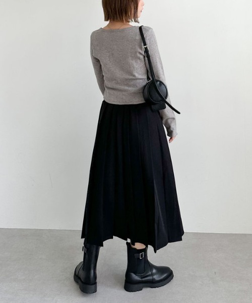 archives(アルシーヴ)の「ベルトプリーツスカート(スカート・レディース・モカ/ブラック/グレー・MEDIUM)」の19枚目の写真
