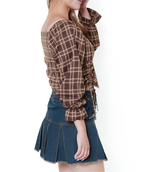 GORGE（ゴージ）の「《前後2WAY×スクエアネック》レディース チェック ブラウス シャーリングリボン 短丈 春秋冬（シャツ/ブラウス・レディース・ブラック/レッド/ブラウン・F）」の9枚目の写真