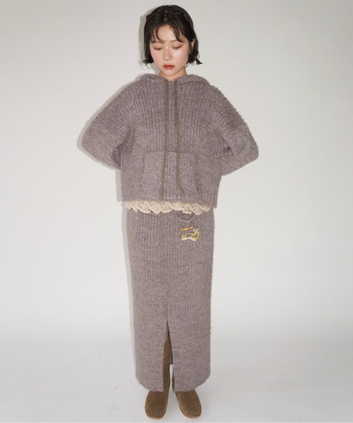 musubore（ムスボレ）の「feather yarn knit hoodie / フェザーヤーンニットフーディー（ニット/セーター・レディース・パープル/ブラック/カーキ・FREE）」の11枚目の写真