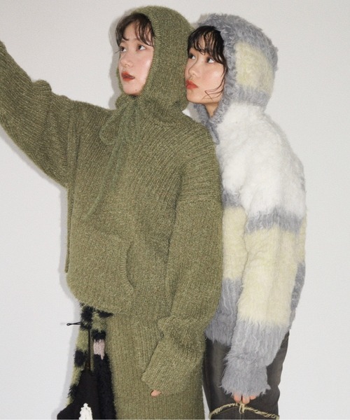 musubore（ムスボレ）の「feather yarn knit hoodie / フェザーヤーン