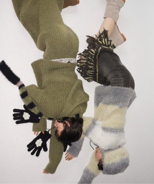 musubore（ムスボレ）の「feather yarn knit hoodie / フェザーヤーンニットフーディー（ニット/セーター・レディース・パープル/ブラック/カーキ・FREE）」の19枚目の写真