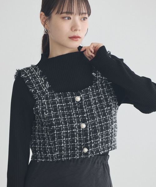 earth music&ecology(アースミュージックアンドエコロジー)の「フリンジツイードビスチェ(ベスト・レディース・グリーン/ブラック/アイボリー・FREE)」の2枚目の写真