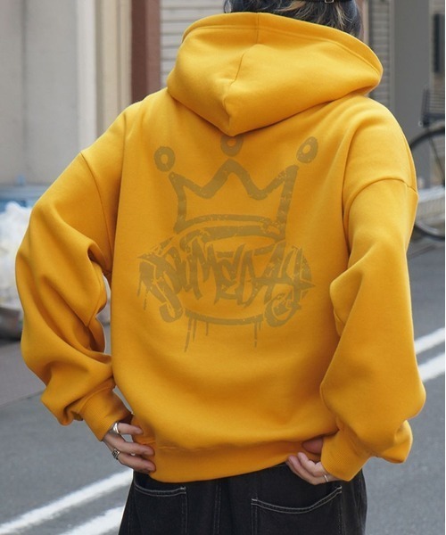 ILL'S（イルズ）の「ビッグシルエット フェード8ボール / クラウン バックプリントパーカー フーディー ユニセックス（パーカー・メンズ・アッシュグレー/チャコールグレー/グレー系/イエロー系その他/ライトグレー系/イエロー・M/L）」の6枚目の写真