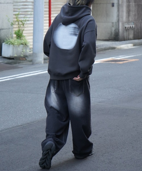 ILL'S（イルズ）の「ビッグシルエット フェード8ボール / クラウン バックプリントパーカー フーディー ユニセックス（パーカー・メンズ・アッシュグレー/チャコールグレー/グレー系/イエロー系その他/ライトグレー系/イエロー・M/L）」の13枚目の写真