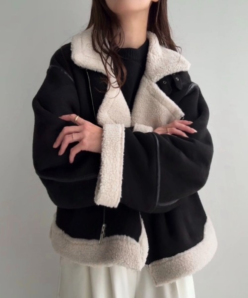 JUNOAH（ジュノア）の「ボアフェイクムートン（ムートンコート・レディース・ブラック/グレイッシュベージュ/ブラウン・MEDIUM/SMALL/LARGE）」の5枚目の写真