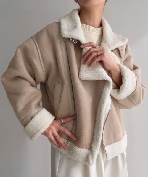 JUNOAH（ジュノア）の「ボアフェイクムートン（ムートンコート・レディース・ブラック/グレイッシュベージュ/ブラウン・MEDIUM/SMALL/LARGE）」の12枚目の写真