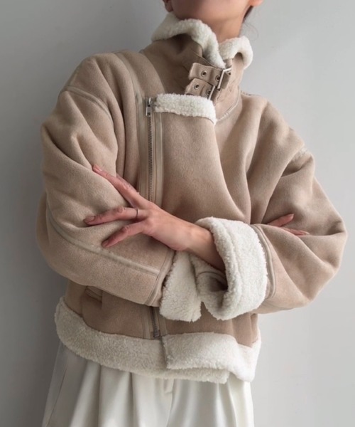 JUNOAH（ジュノア）の「ボアフェイクムートン（ムートンコート・レディース・ブラック/グレイッシュベージュ/ブラウン・MEDIUM/SMALL/LARGE）」の15枚目の写真