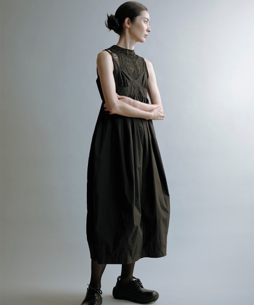 TELOPLAN(テーロプラン)の「【TELOPLAN】Ying Dress /インドレス(ワンピース・レディース・ブラック/ブルー・ONE SIZE)」の2枚目の写真